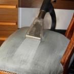 Пароочиститель Menikini EASY STEAM VACUUM: очистка обивки кресла паром
